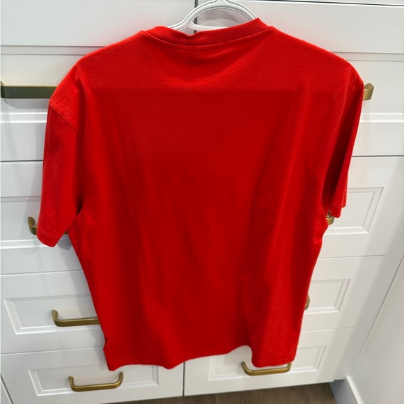NWT Versace Men's Red Logo Tee with Medusa Motif - Picture 4 of 5